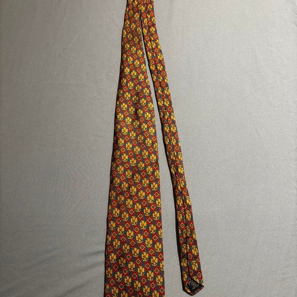 Gap  Premium 1983 Authentic Neckwear 100% Silk Tie Vintage Discounted